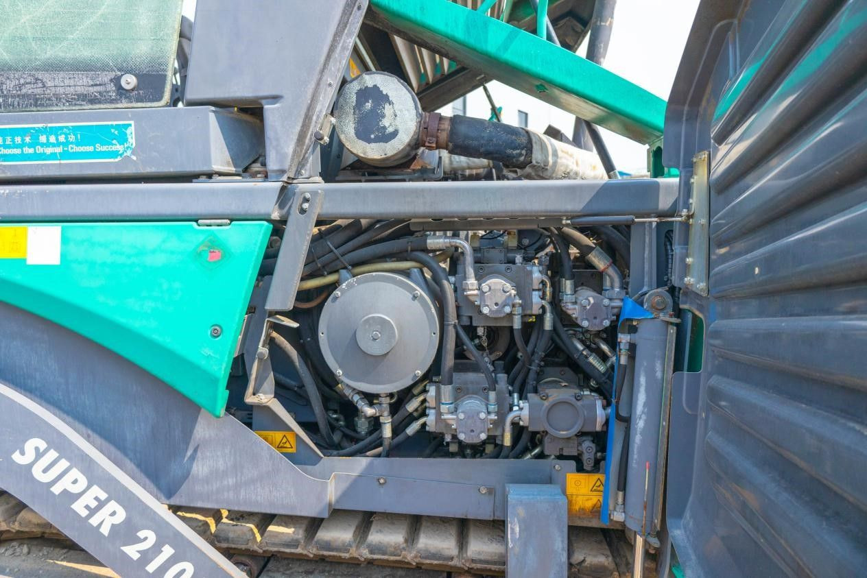 Paving Machine