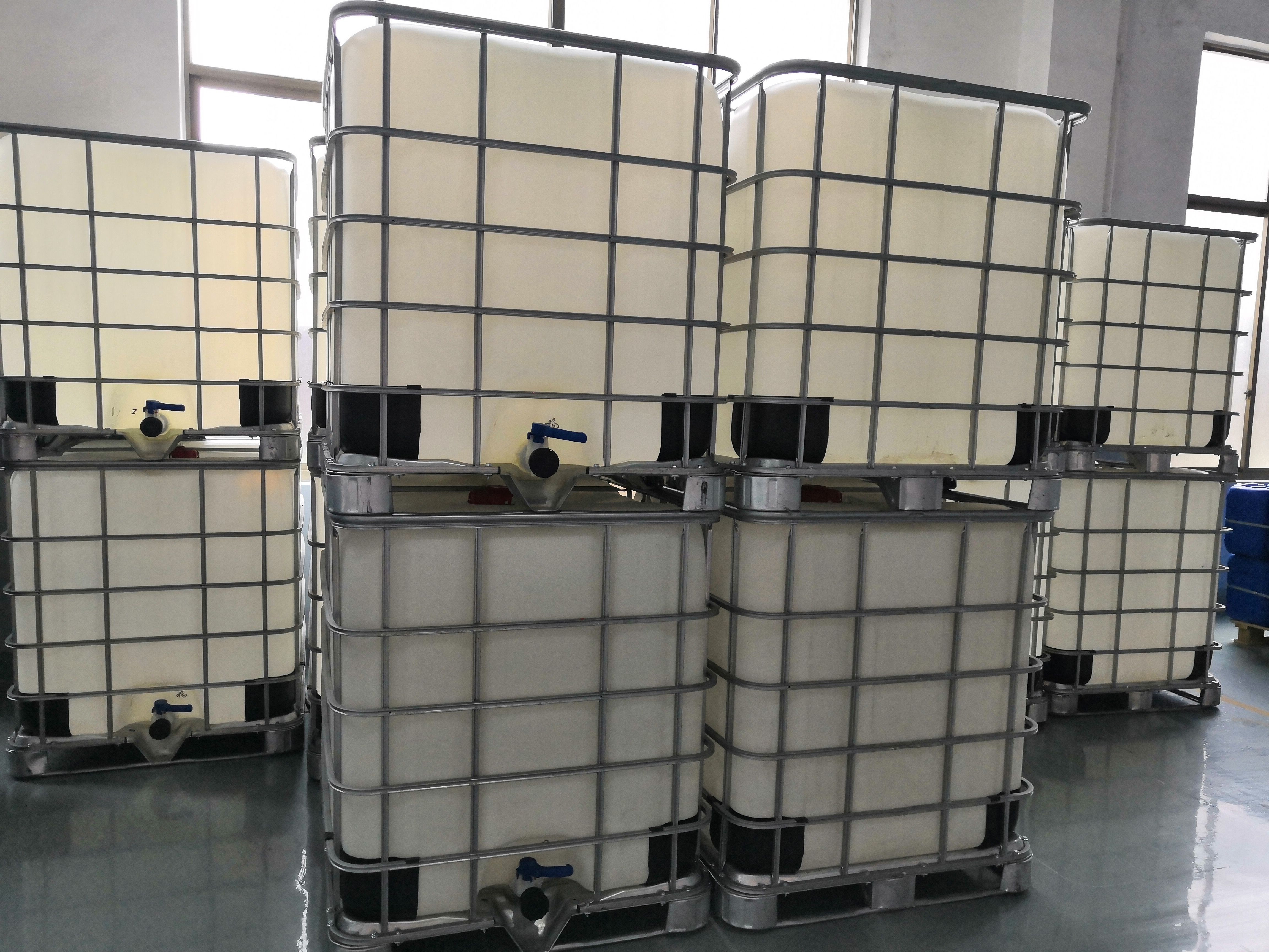 Poly hexa methylene guanidine phosphate