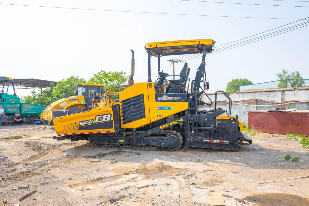 Asphalt Paver – SANY SAP45C-8